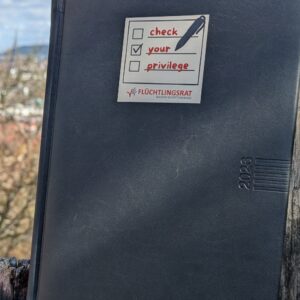 Sticker 'Check your privilege' – Bild 2