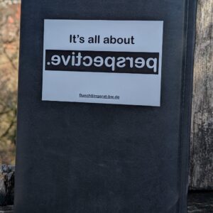 Aufkleber It's all about perspective' 1 auf Mappe