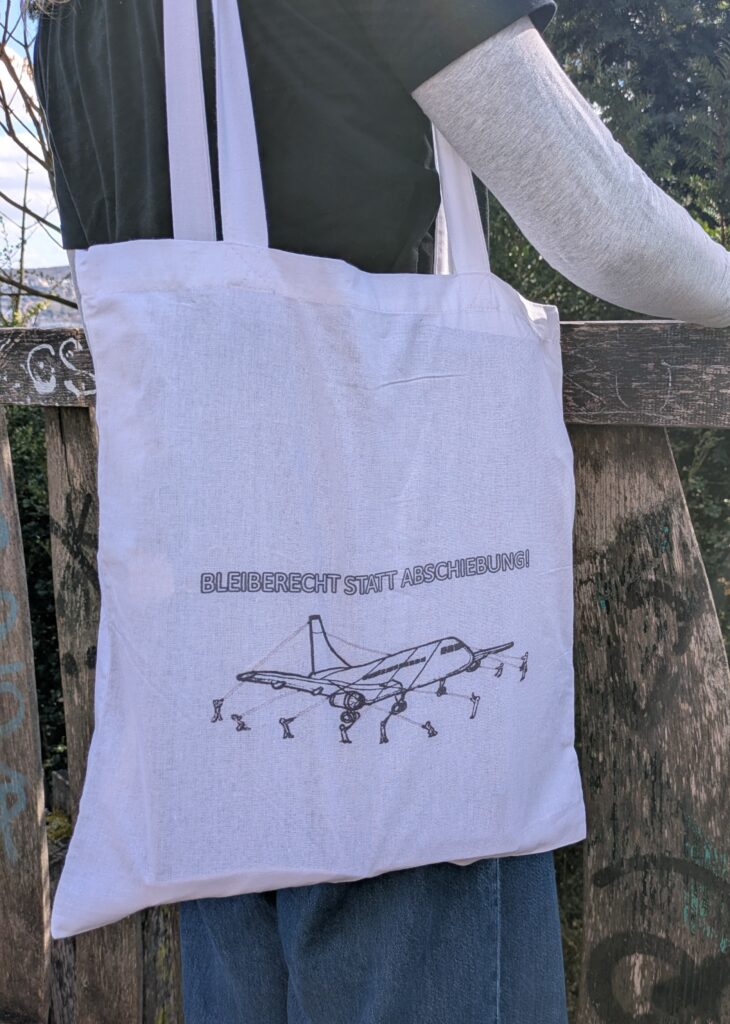 Tasche mit Motiv festgekettetes Flugzeug